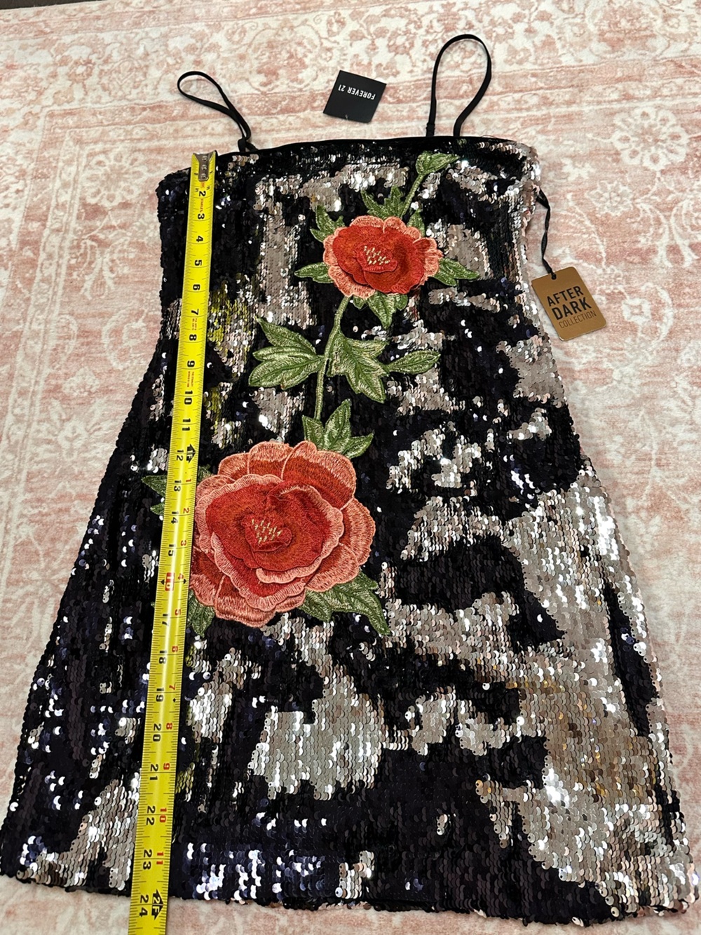 NWT 🌺 Sequins & Flower Appliqué Dress - Picture 11 of 11